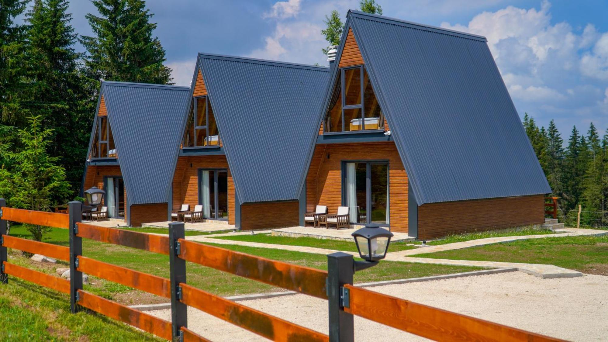 Villas Chardak Žabljak Exteriör bild