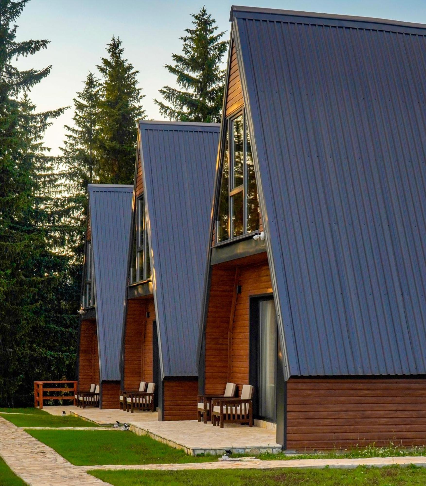 Villas Chardak Žabljak Exteriör bild